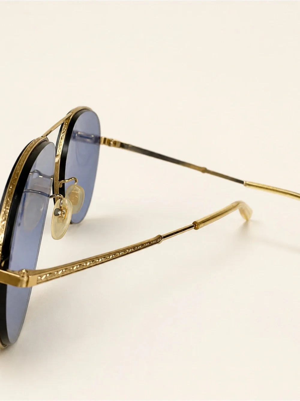 Gucci Gold Frame Blue Lens Men's Sunglasses unisex